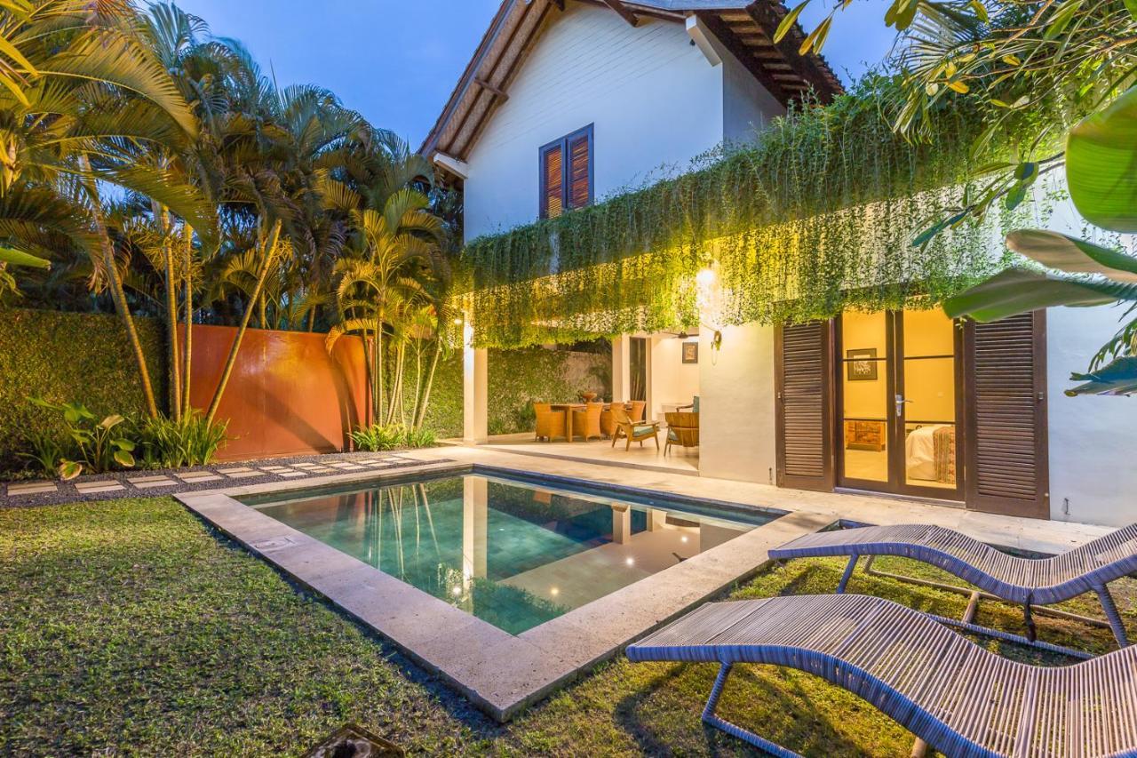 Rumi Villas Seminyak Buitenkant foto
