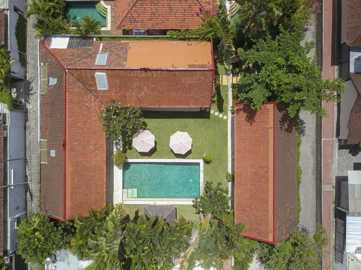 Rumi Villas Seminyak Buitenkant foto