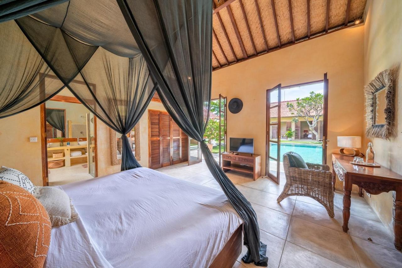 Rumi Villas Seminyak Buitenkant foto