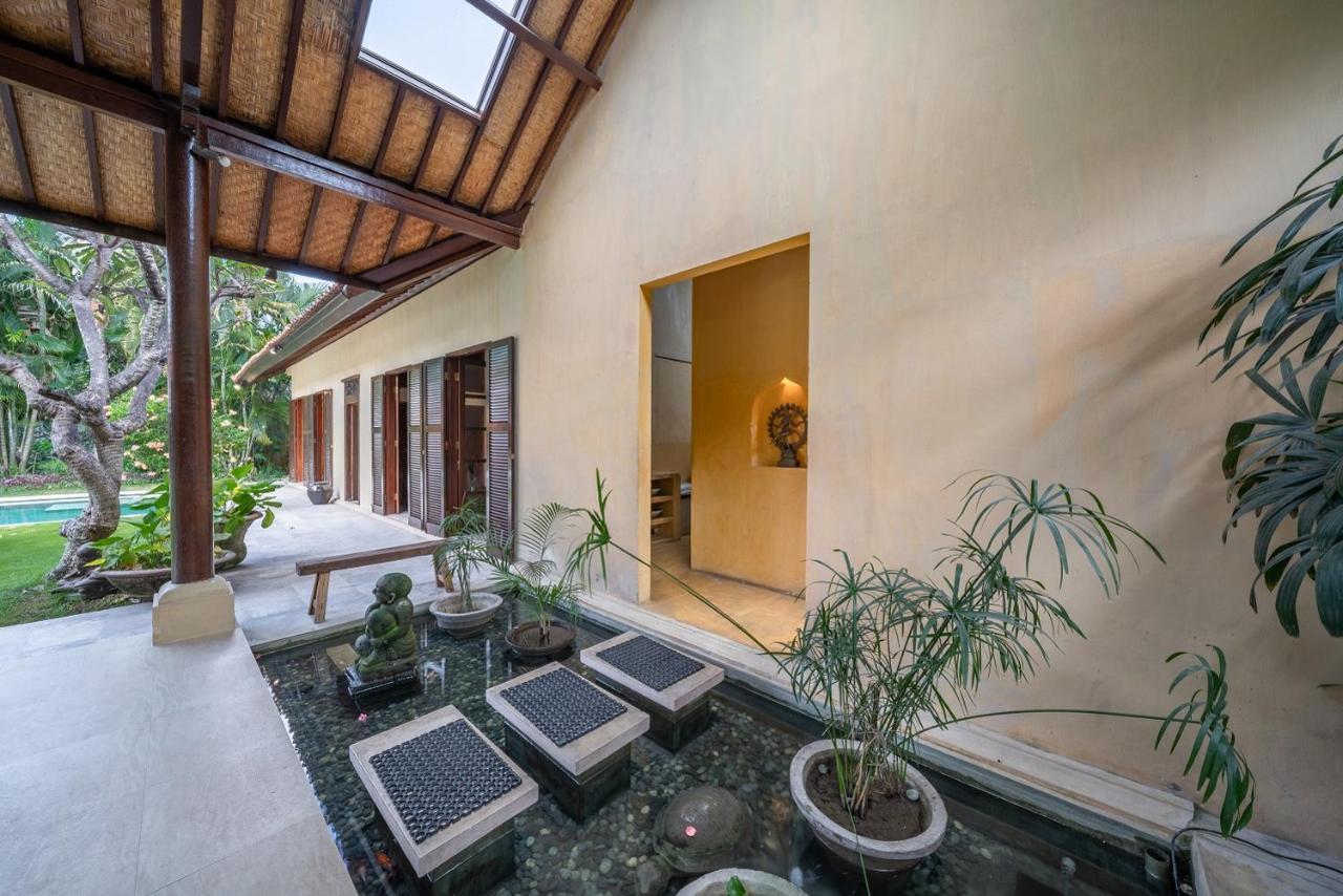 Rumi Villas Seminyak Buitenkant foto