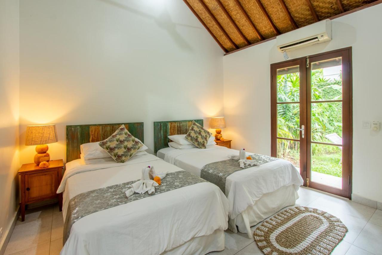 Rumi Villas Seminyak Buitenkant foto