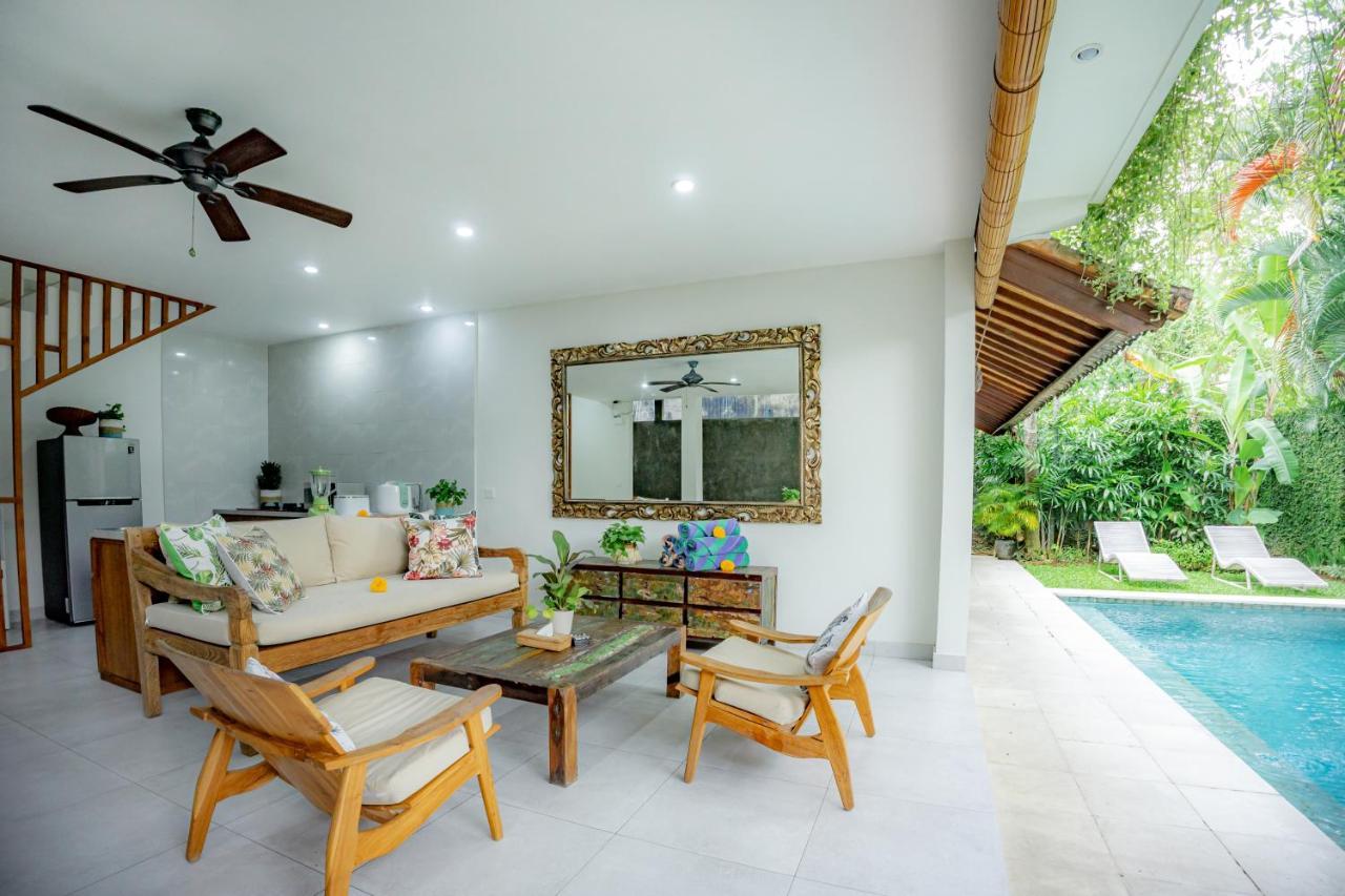 Rumi Villas Seminyak Buitenkant foto
