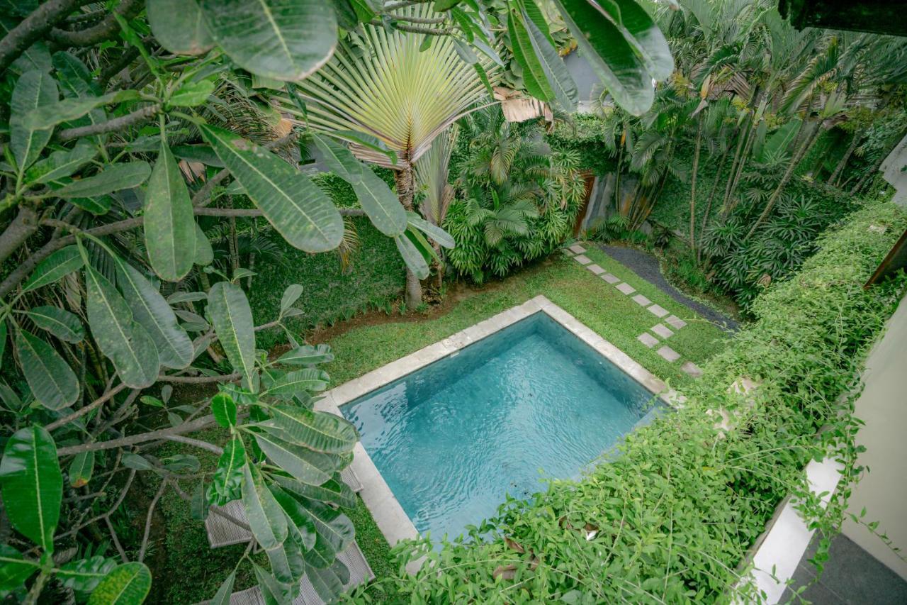 Rumi Villas Seminyak Buitenkant foto