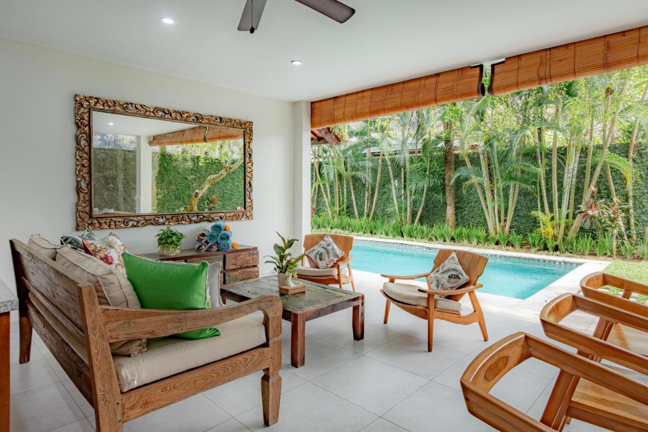 Rumi Villas Seminyak Buitenkant foto